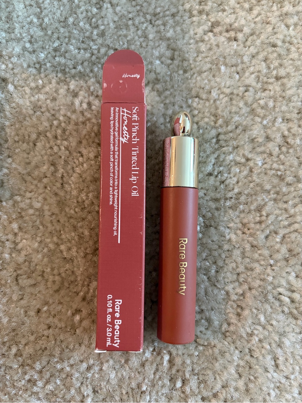 Rare Beauty Soft Pinch Tinted Lip Oil - Honesty NWT